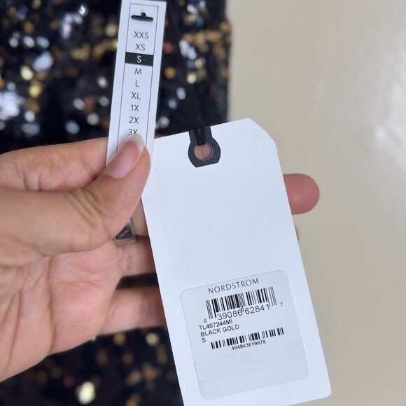 Leith Romper Womens Size S Black & Gold Sequin V-Neck Party Cocktail - Picture 8 of 8